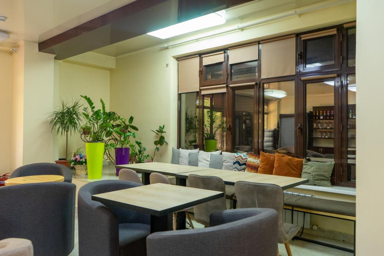7 Days Hotel Almaty